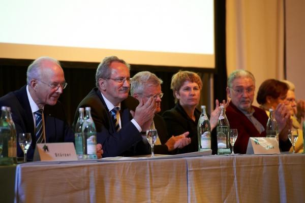 jhv-2012-050CD8895AA-6159-8BA8-0782-BD60F0559247.jpg
